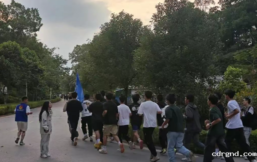 屏幕截图 2025-05-24 191356.png