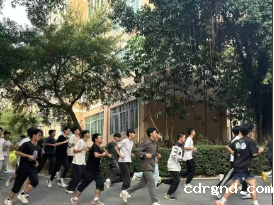 屏幕截图 2025-05-24 191444.png
